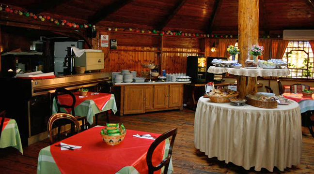 Hotel D`Este - Dining Area